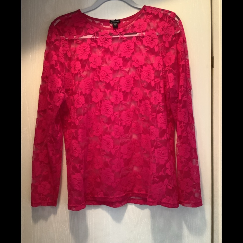 Lace hot pink top by Feather roses 2X stretch 🌹